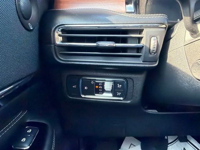 Used 2020 Lincoln Corsair Reserve w/ Equipment Group 201A AWD/4WD image 15