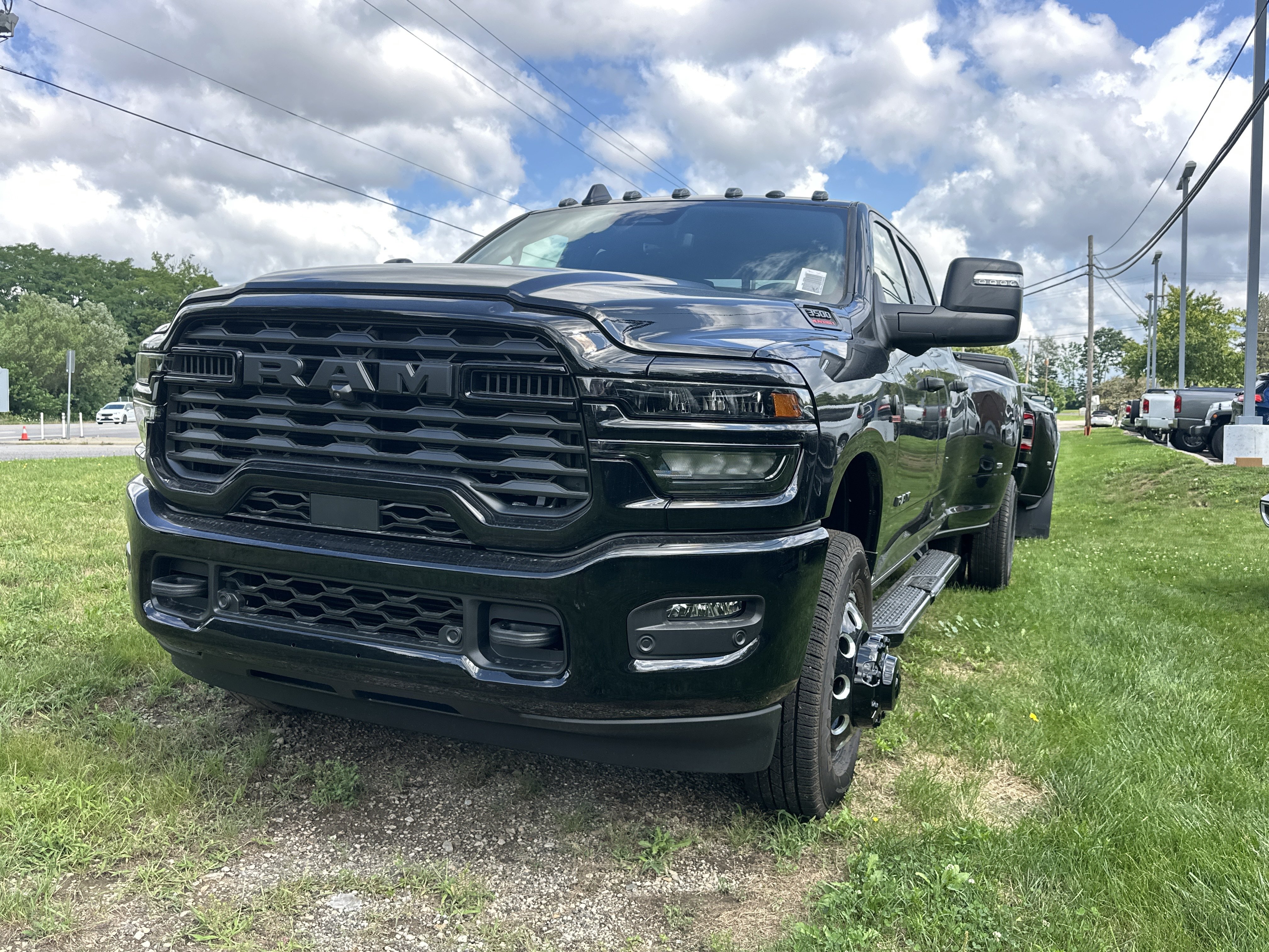 New 2026 RAM 3500 Big Horn AWD/4WD image 23