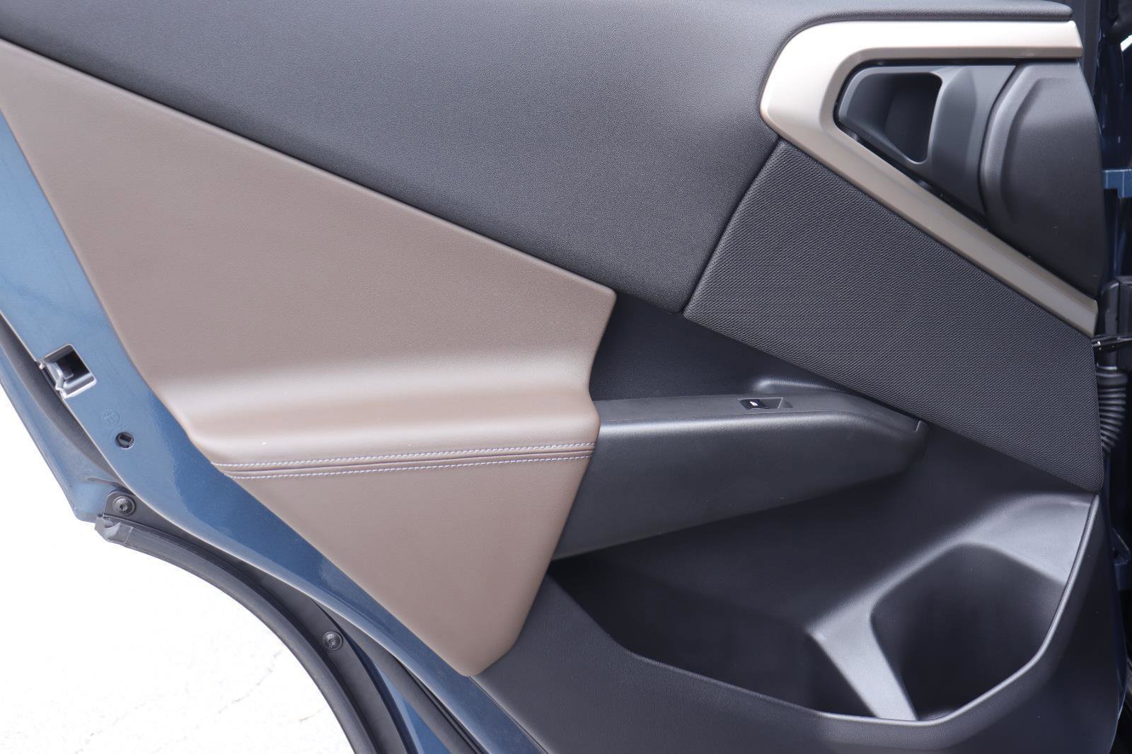 Used 2025 BMW X3 xDrive30i w/ Premium Package image 12