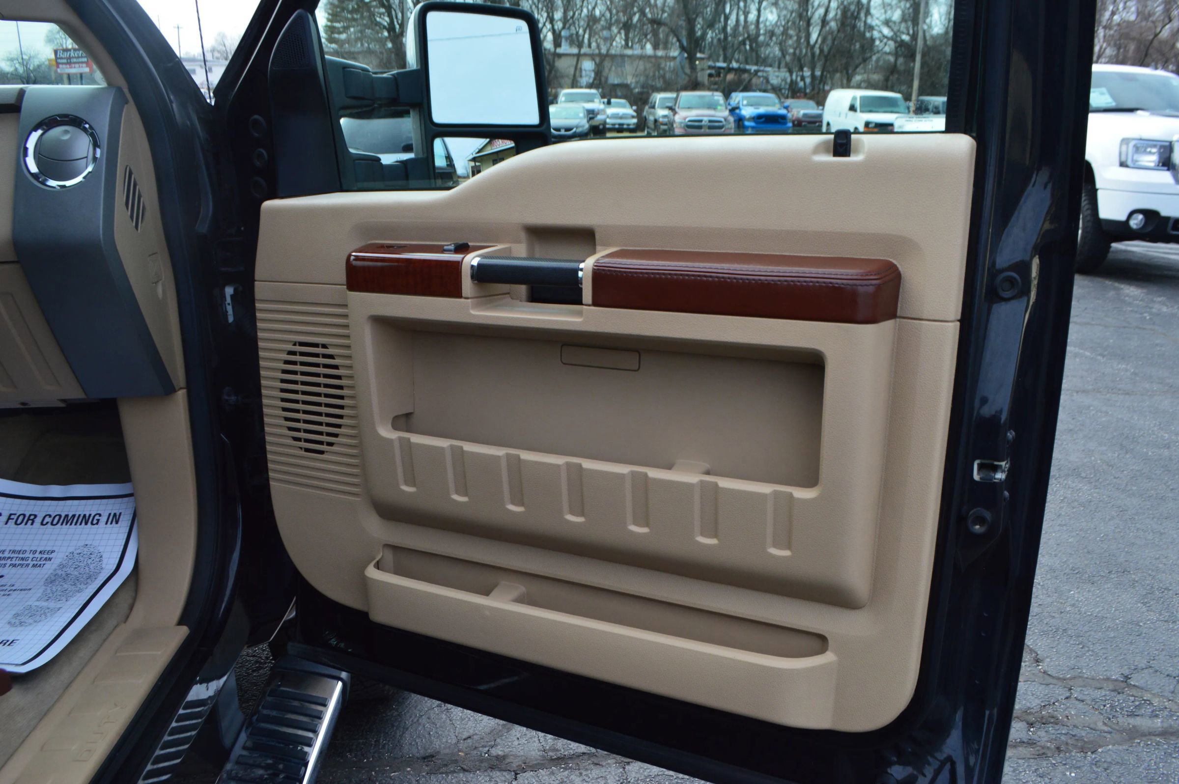 Used 2012 Ford F350 King Ranch w/ King Ranch w/Chrome Pkg image 26