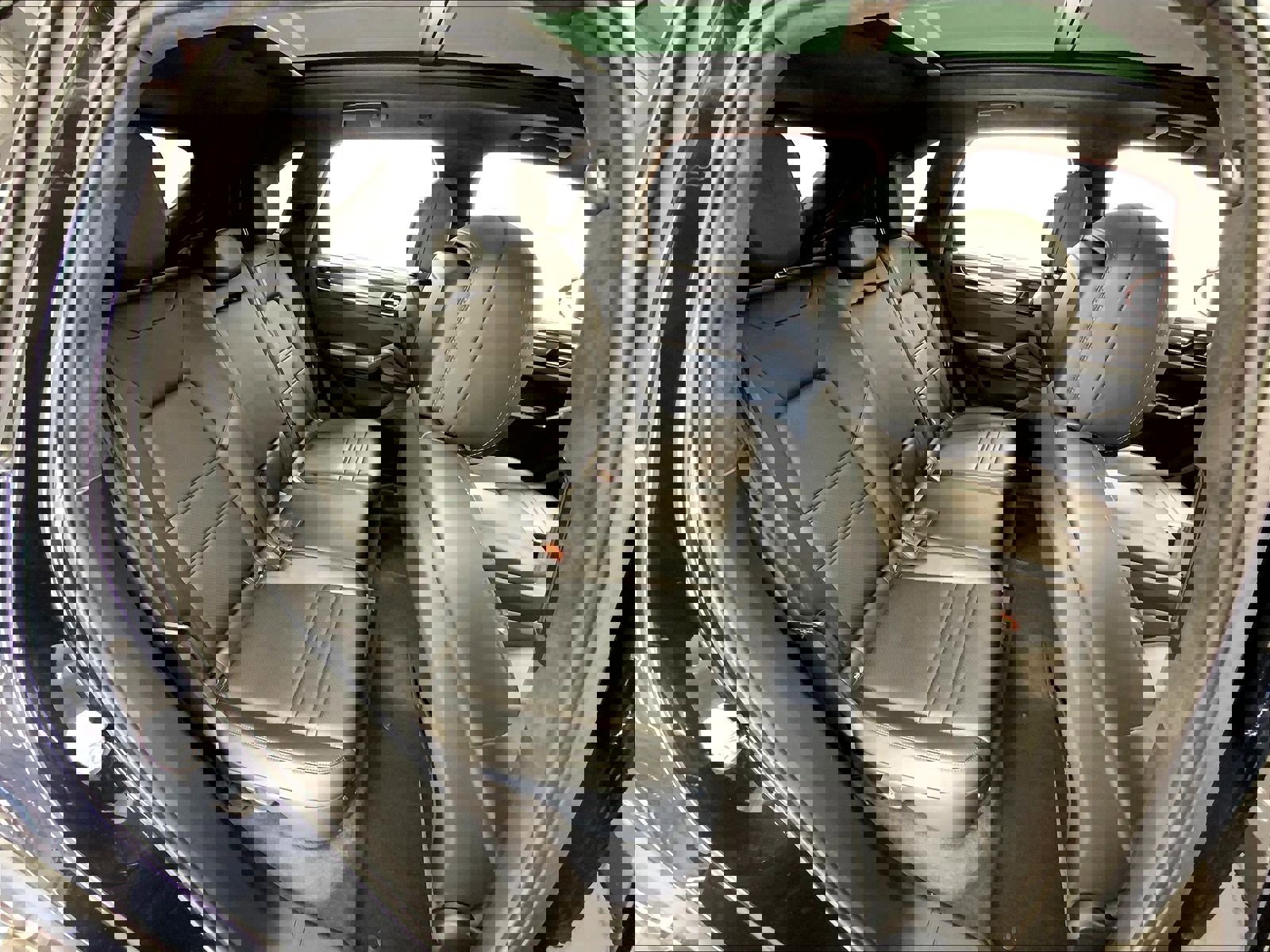 Used 2023 Porsche Cayenne GTS image 23