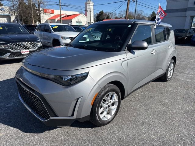 Used 2023 Kia Soul LX w/ Option Group 015 image 39