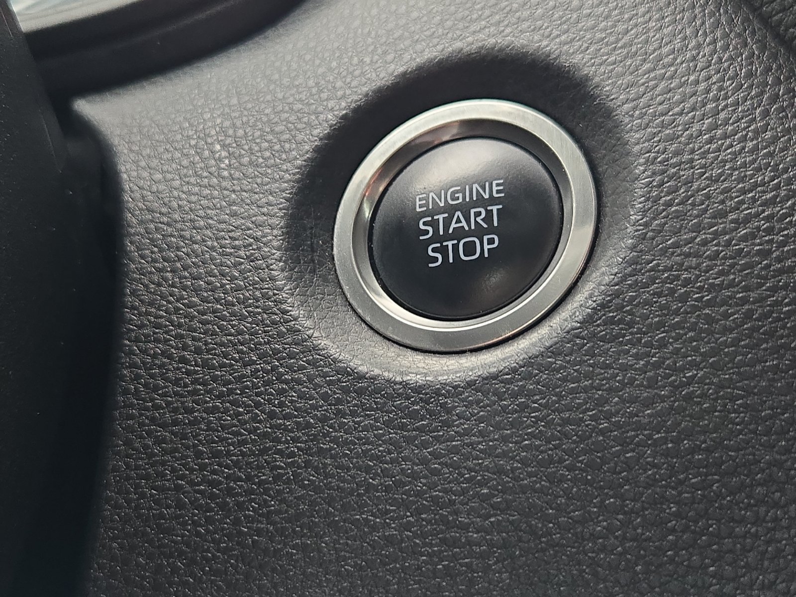 Certified 2025 Toyota Corolla SE FWD image 20