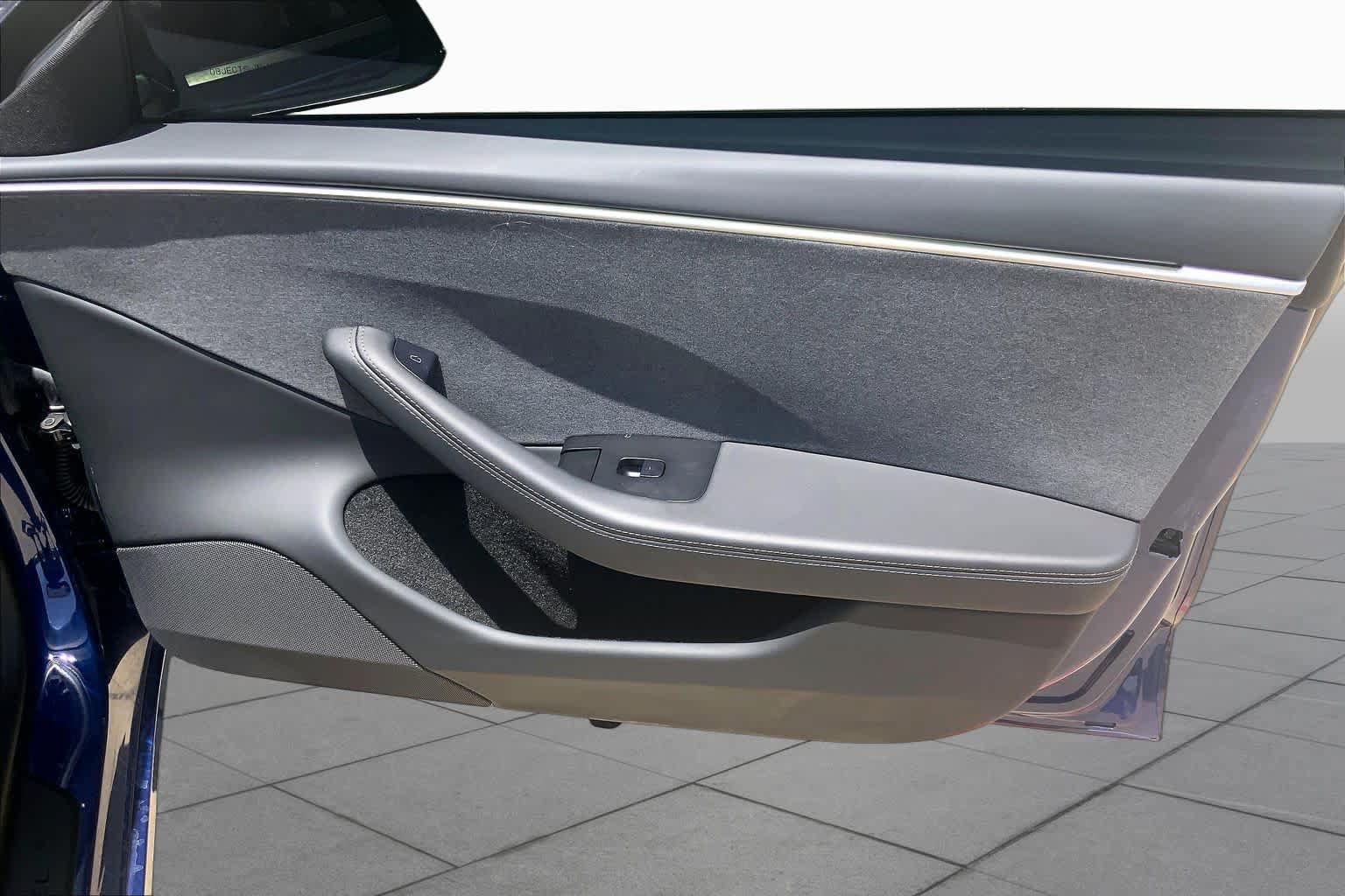 Used 2025 Tesla Model 3 Long Range RWD image 22