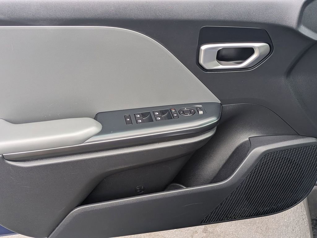 Used 2025 Kia K4 FWD image 14