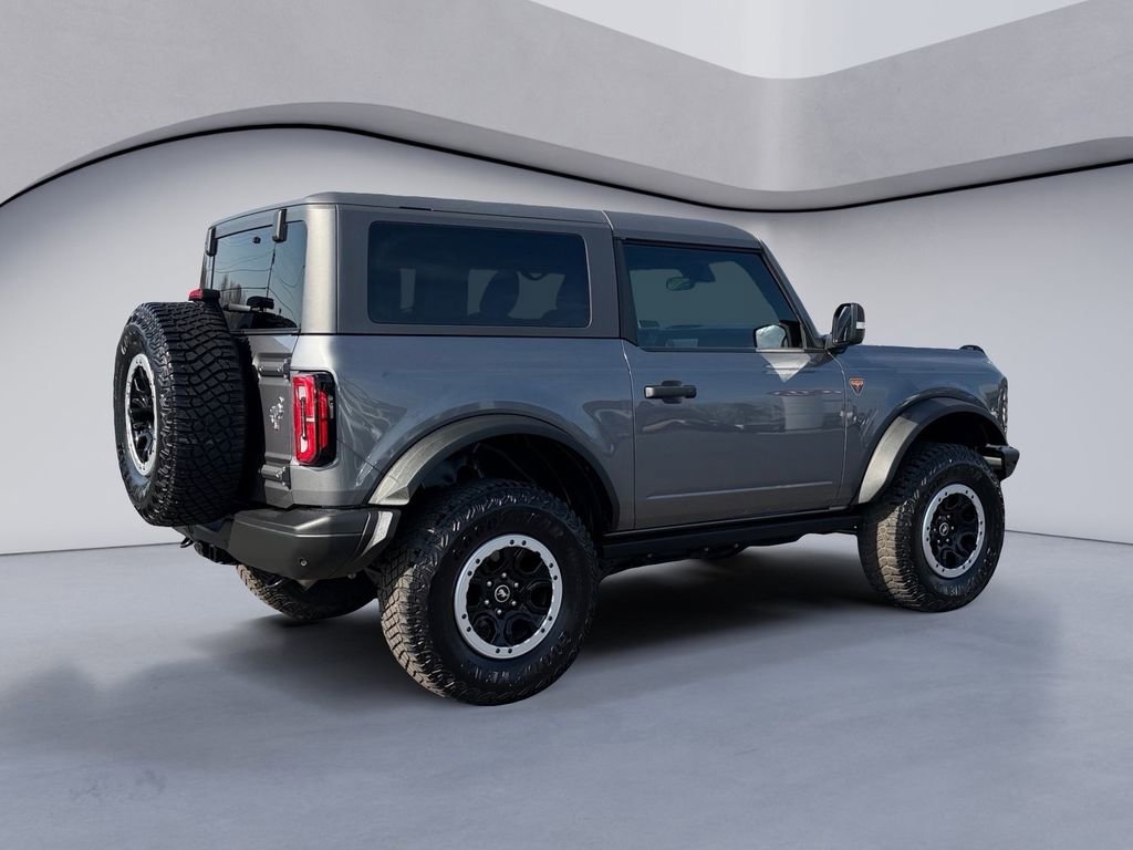 Used 2023 Ford Bronco Badlands image 5