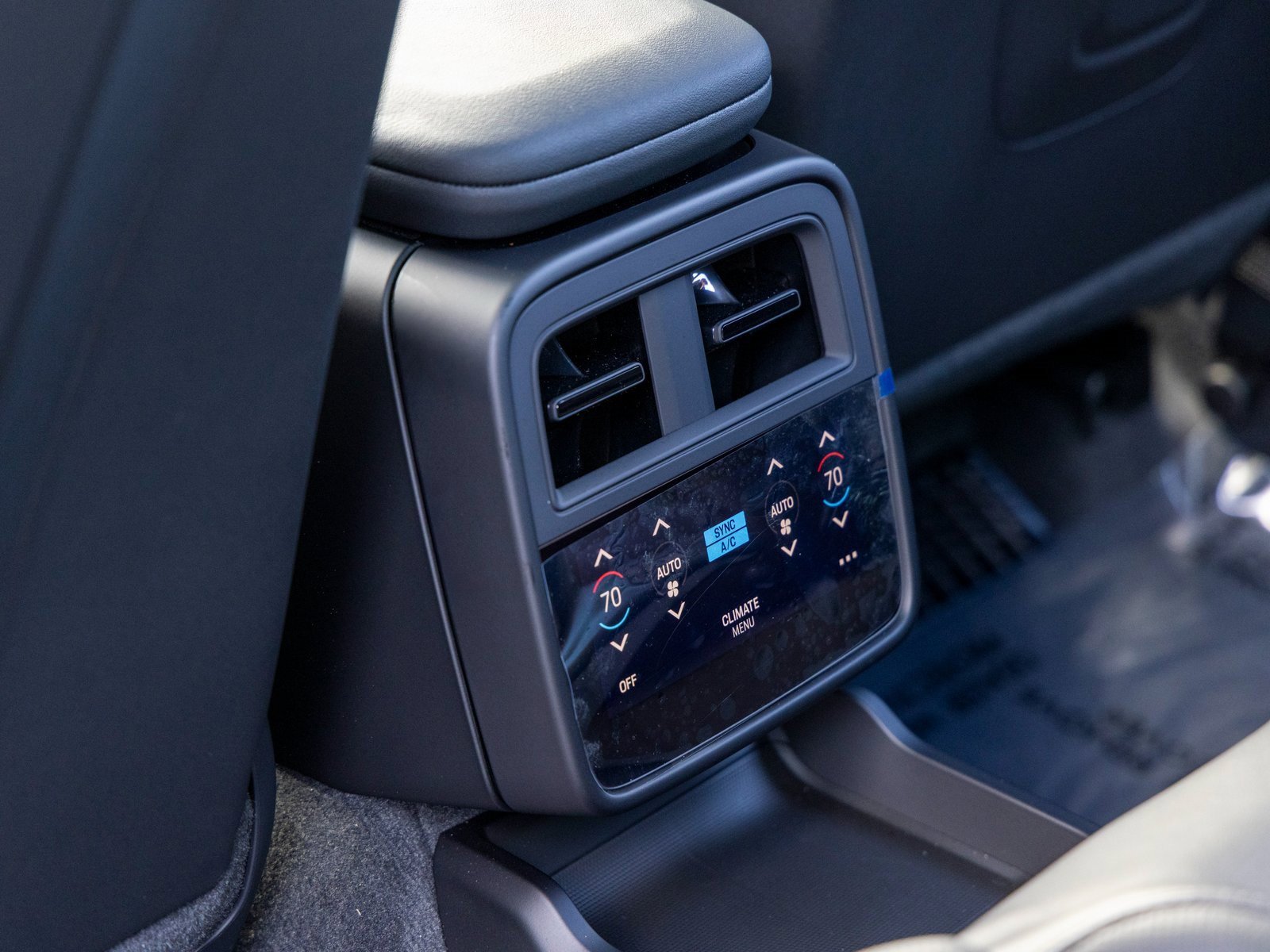 New 2025 Porsche Taycan image 40