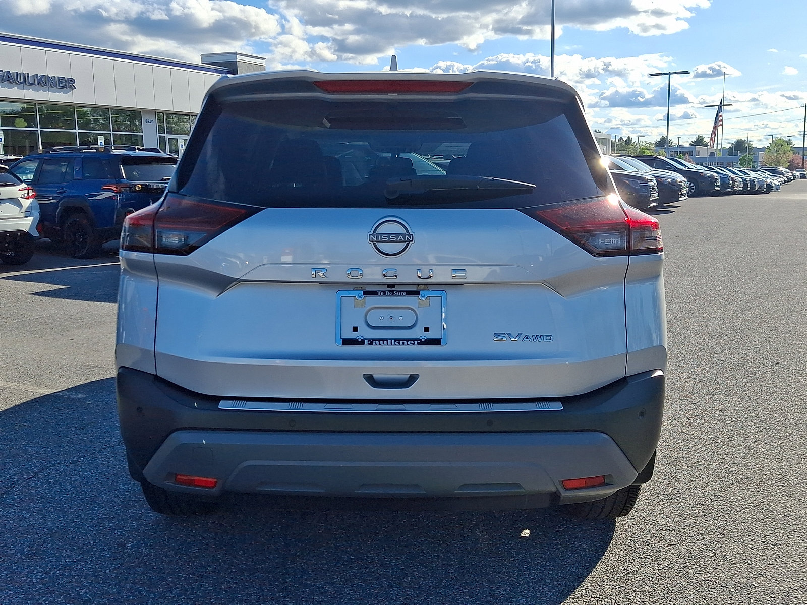 Used 2023 Nissan Rogue SV w/ SV Premium B Package AWD/4WD image 6