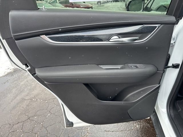 Used 2022 Cadillac XT5 Premium Luxury image 17