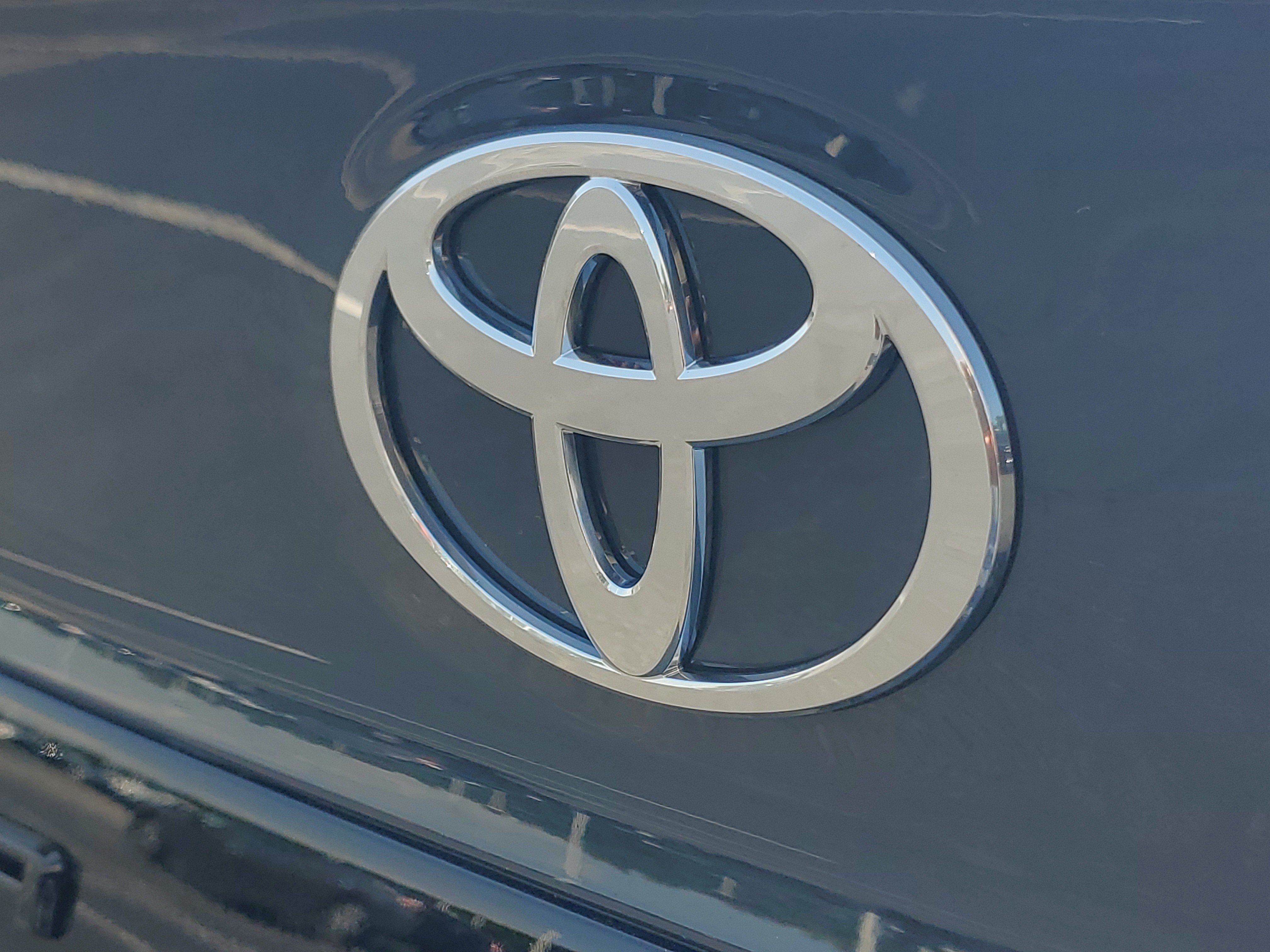 New 2026 Toyota Camry XSE AWD/4WD image 9