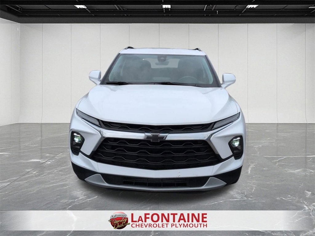 Certified 2024 Chevrolet Blazer LT w/ Convenience Package image 3