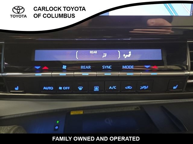 Used 2021 Toyota Sienna XSE w/ XSE Plus Package image 27