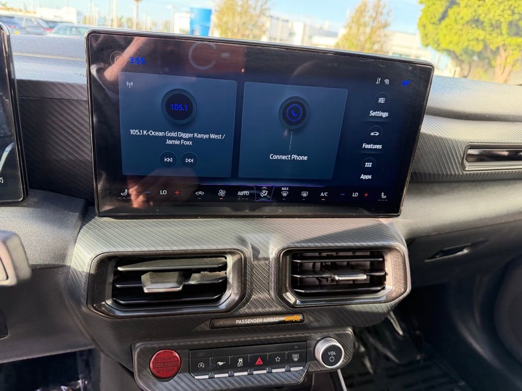 Used 2024 Ford Mustang Convertible image 19