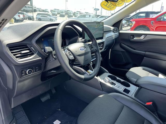 New 2025 Ford Escape SE FWD image 11
