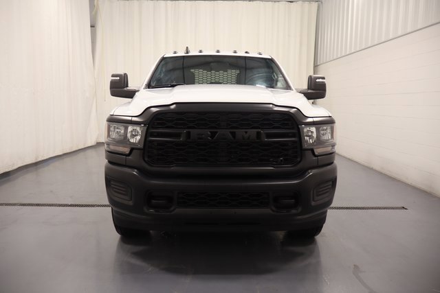 Used 2024 RAM 3500 Tradesman image 3