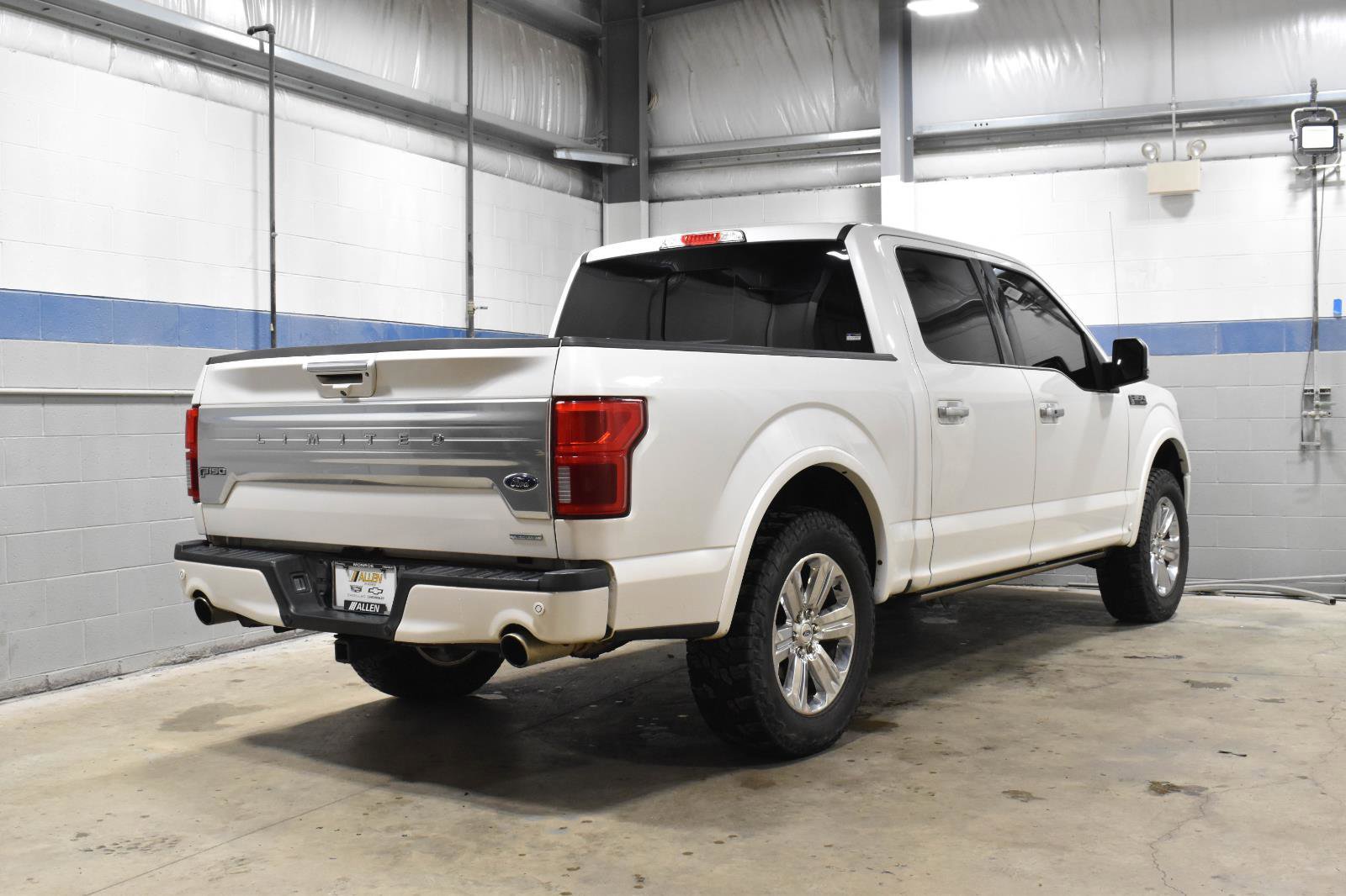 Used 2019 Ford F150 Limited w/ Trailer Tow Package image 29