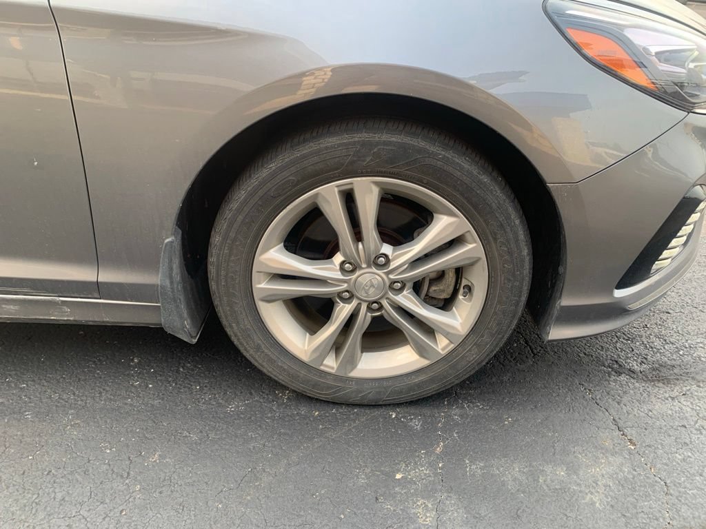 Used 2018 Hyundai Sonata Limited FWD image 18