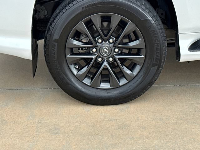 Used 2020 Lexus GX 460 Premium w/ Premium Package AWD/4WD image 9