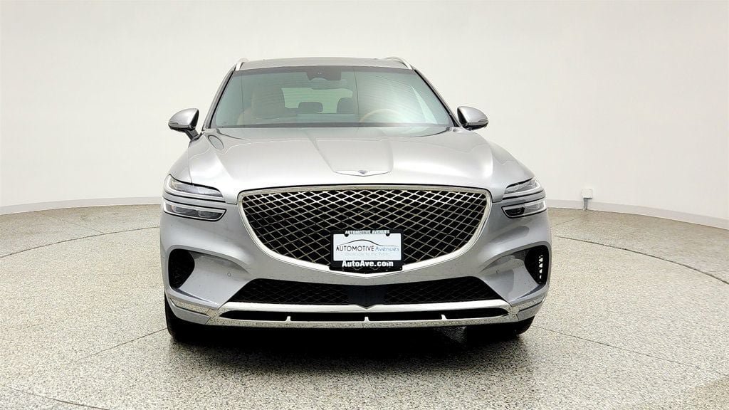 Used 2025 Genesis GV70 2.5T w/ Advanced Package AWD/4WD image 2