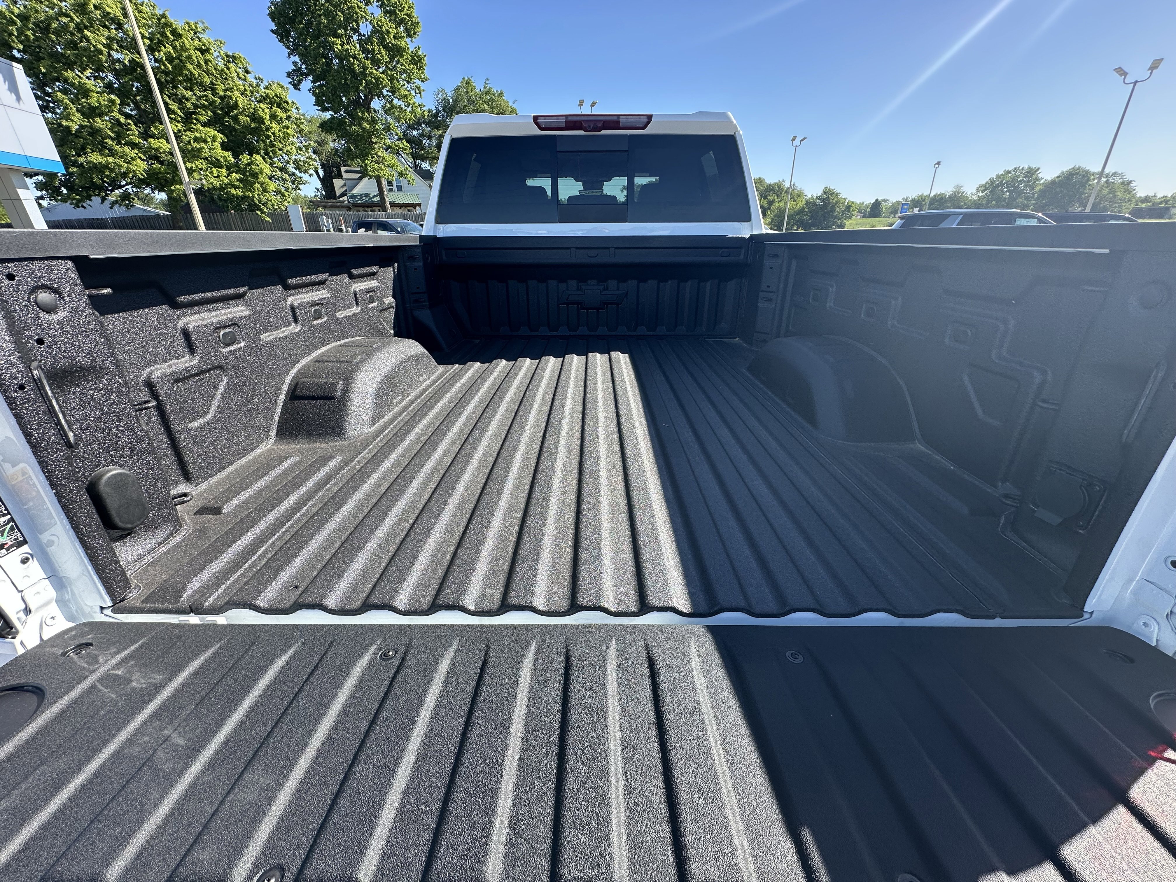 New 2026 Chevrolet Silverado 3500 LTZ w/ LTZ Convenience Package AWD/4WD image 10