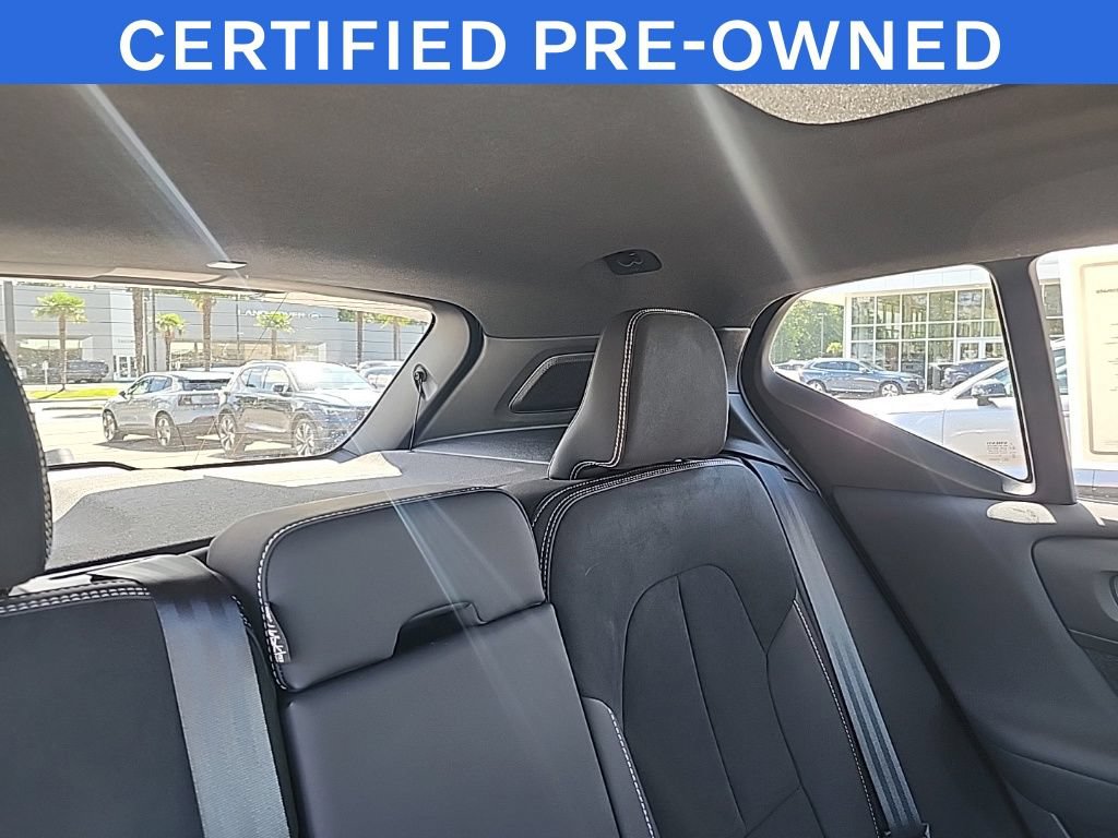 Used 2024 Volvo XC40 Recharge Ultimate w/ Protection Package Premier AWD/4WD image 18