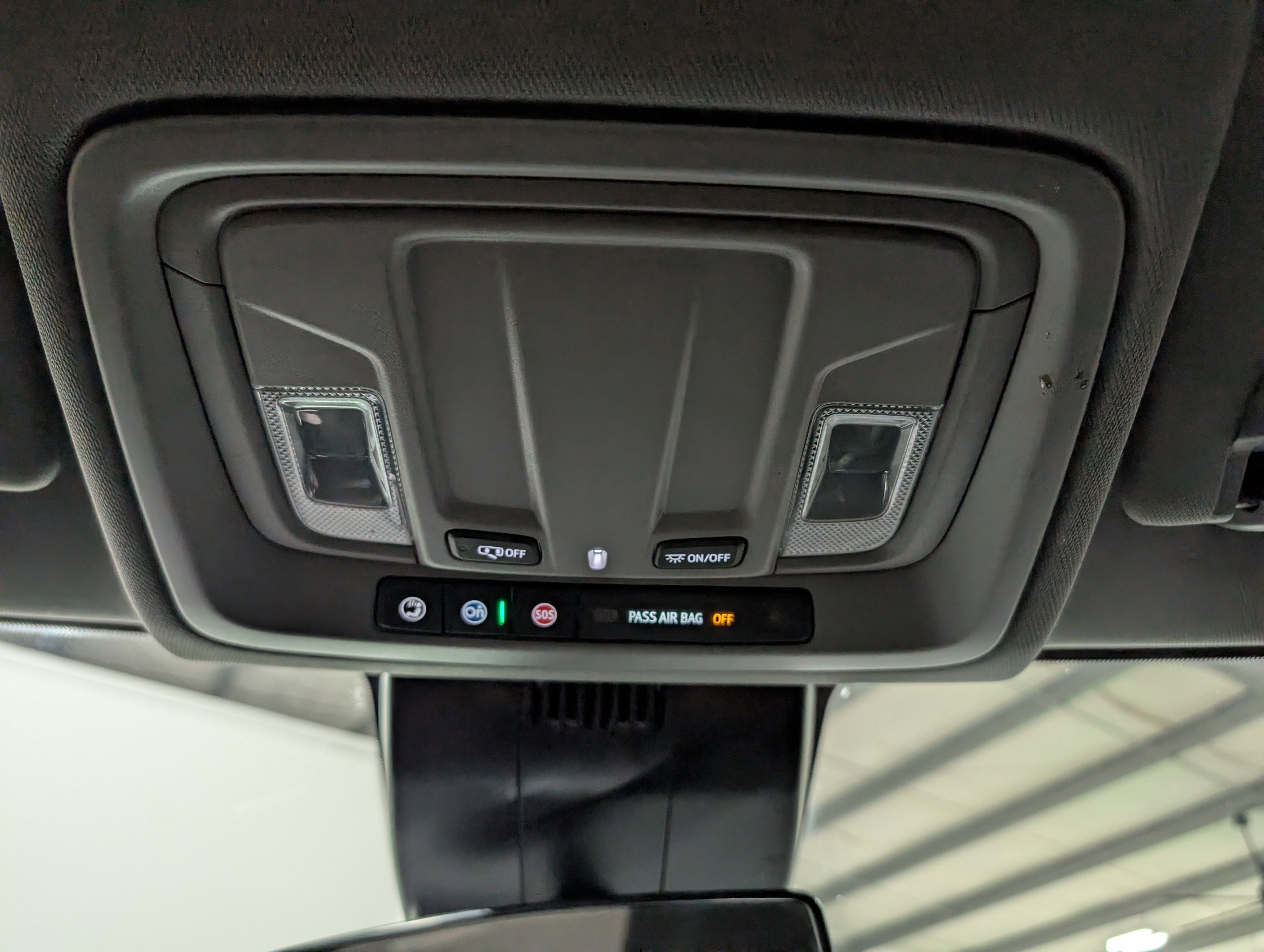 Used 2024 GMC Sierra 1500 Elevation image 24