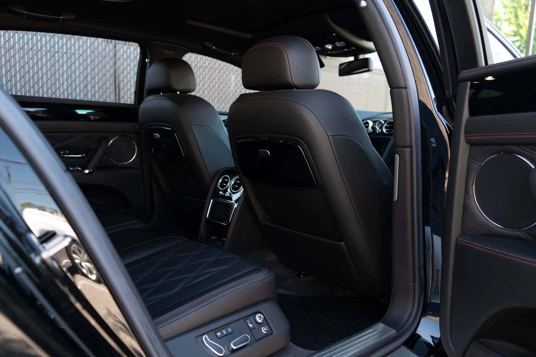 Used 2014 Bentley Flying Spur W12 AWD/4WD image 58