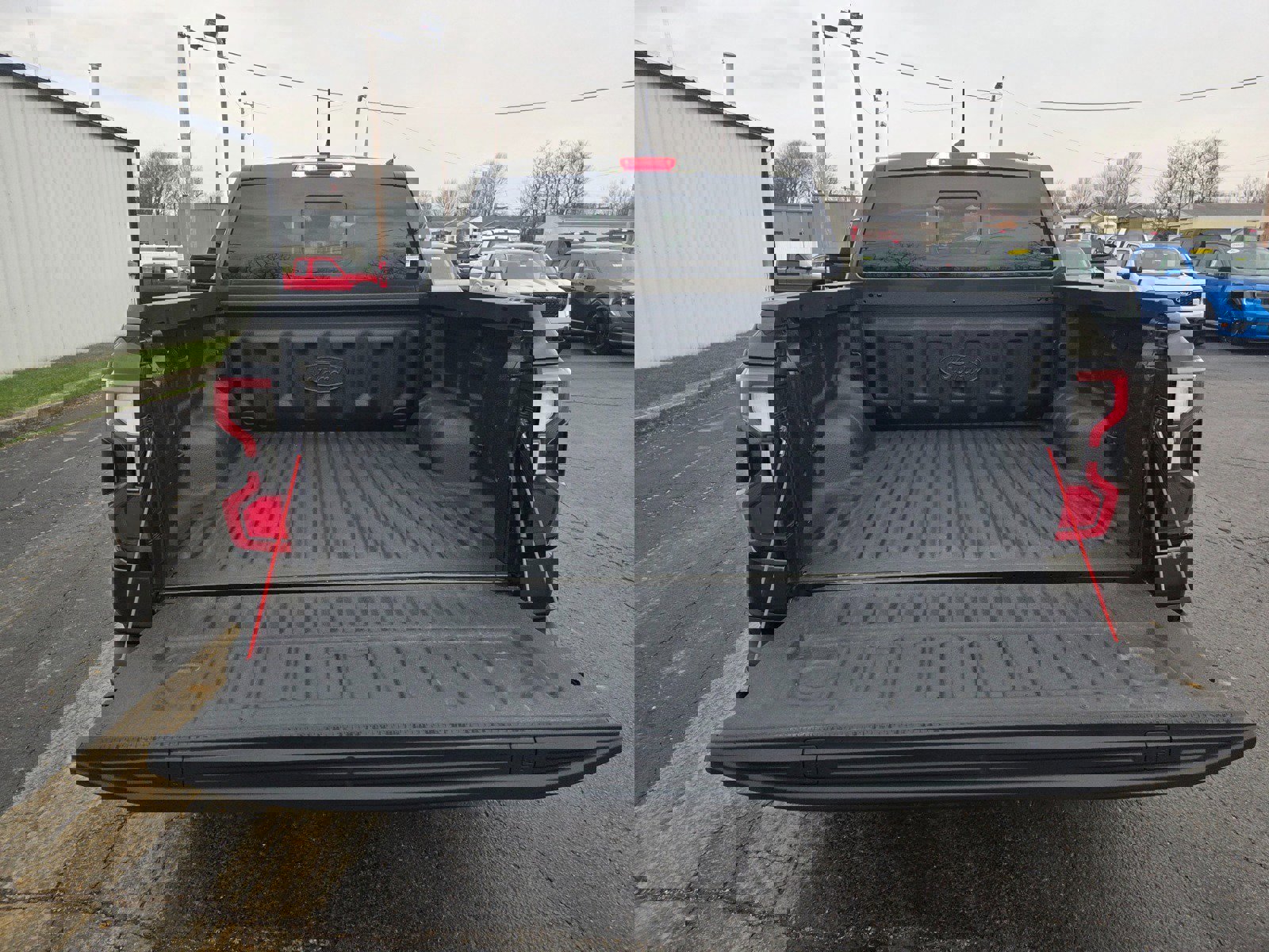 New 2025 Ford Ranger Raptor image 11