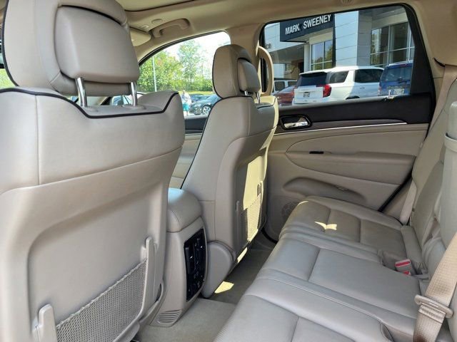 Used 2020 Jeep Grand Cherokee Overland image 15