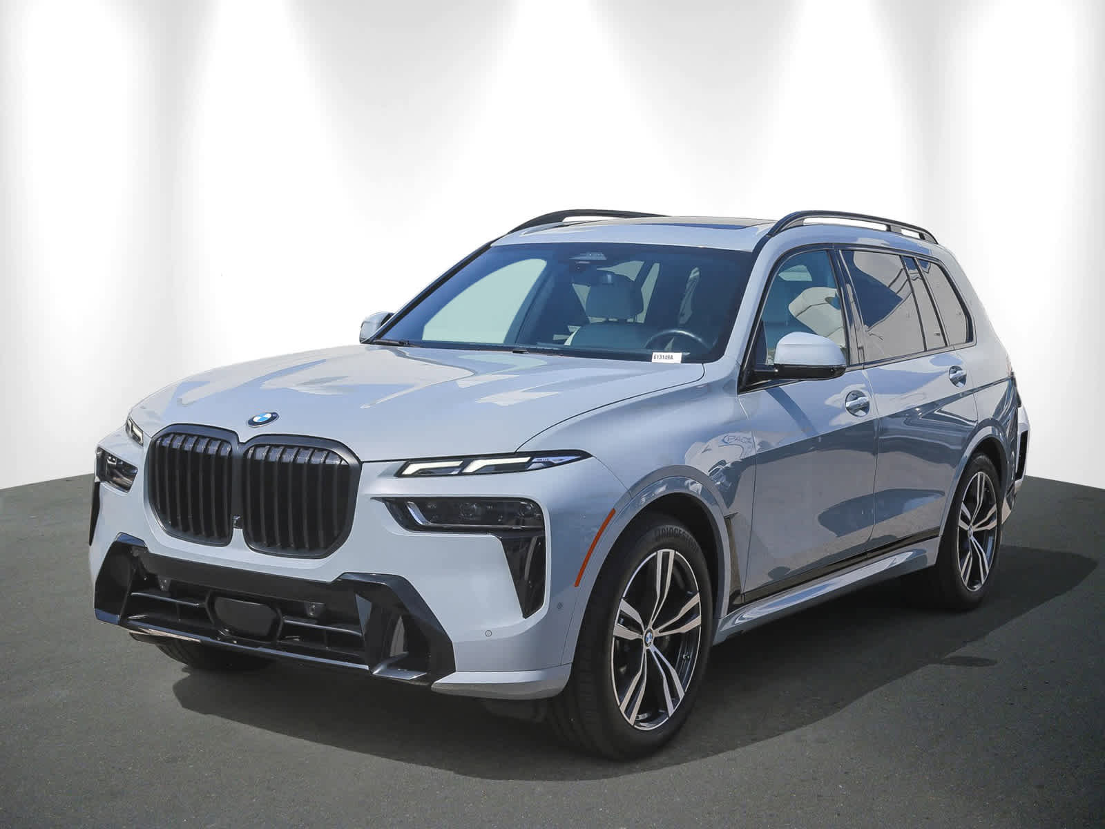 Used 2023 BMW X7 xDrive40i w/ M Sport Package image 3
