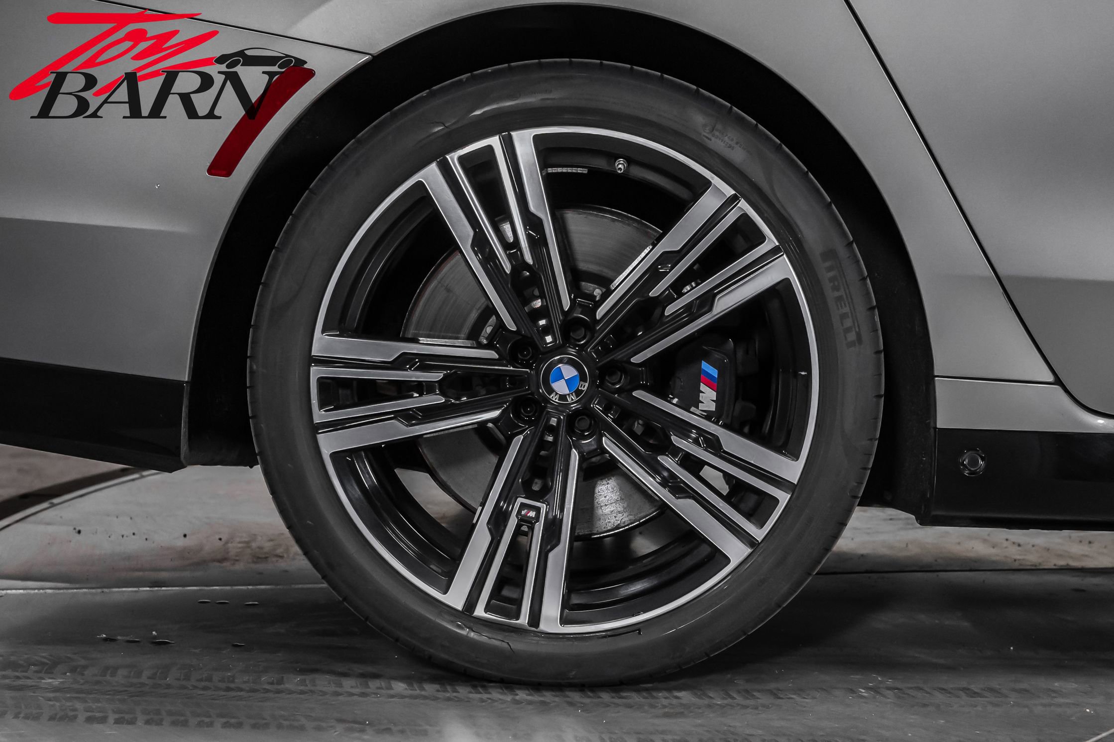 Used 2024 BMW 760i xDrive w/ Executive Package image 16