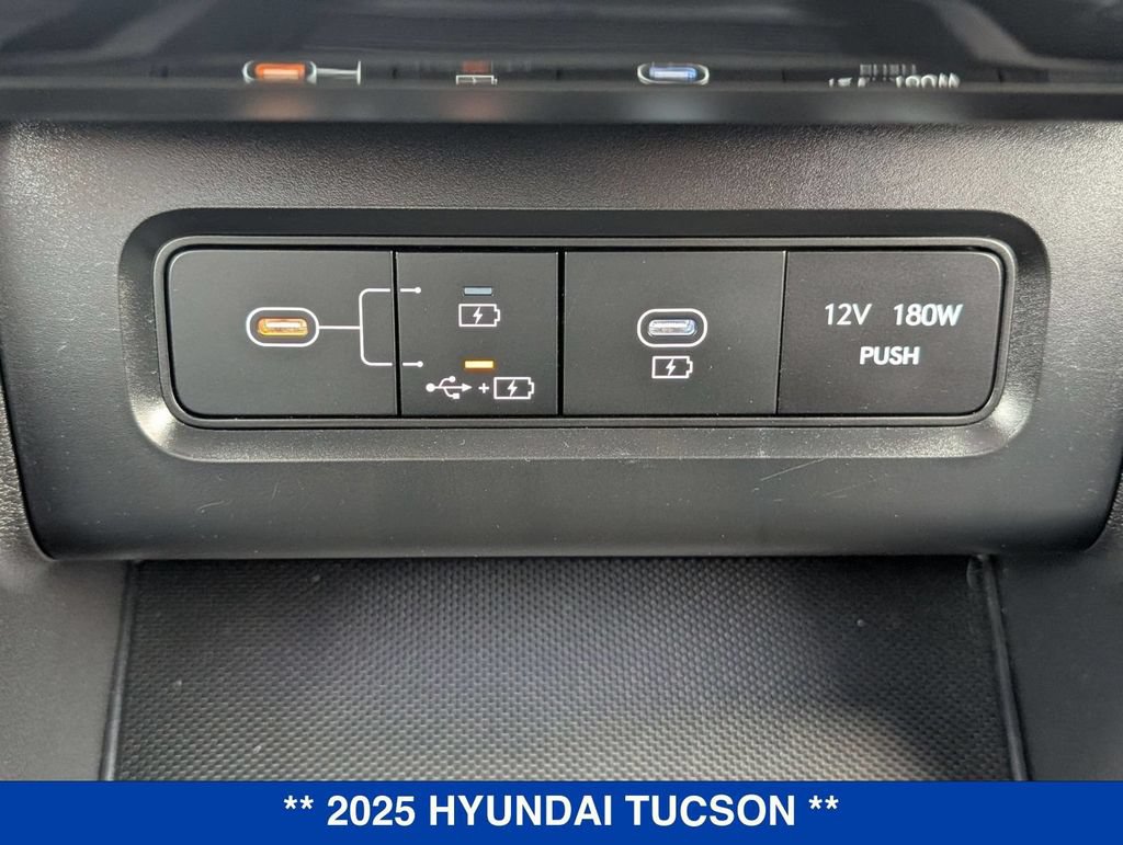 Used 2025 Hyundai Tucson Limited AWD/4WD image 27