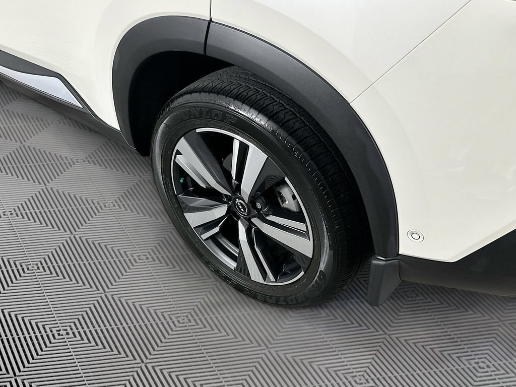 Certified 2023 Nissan Rogue Platinum AWD/4WD image 39