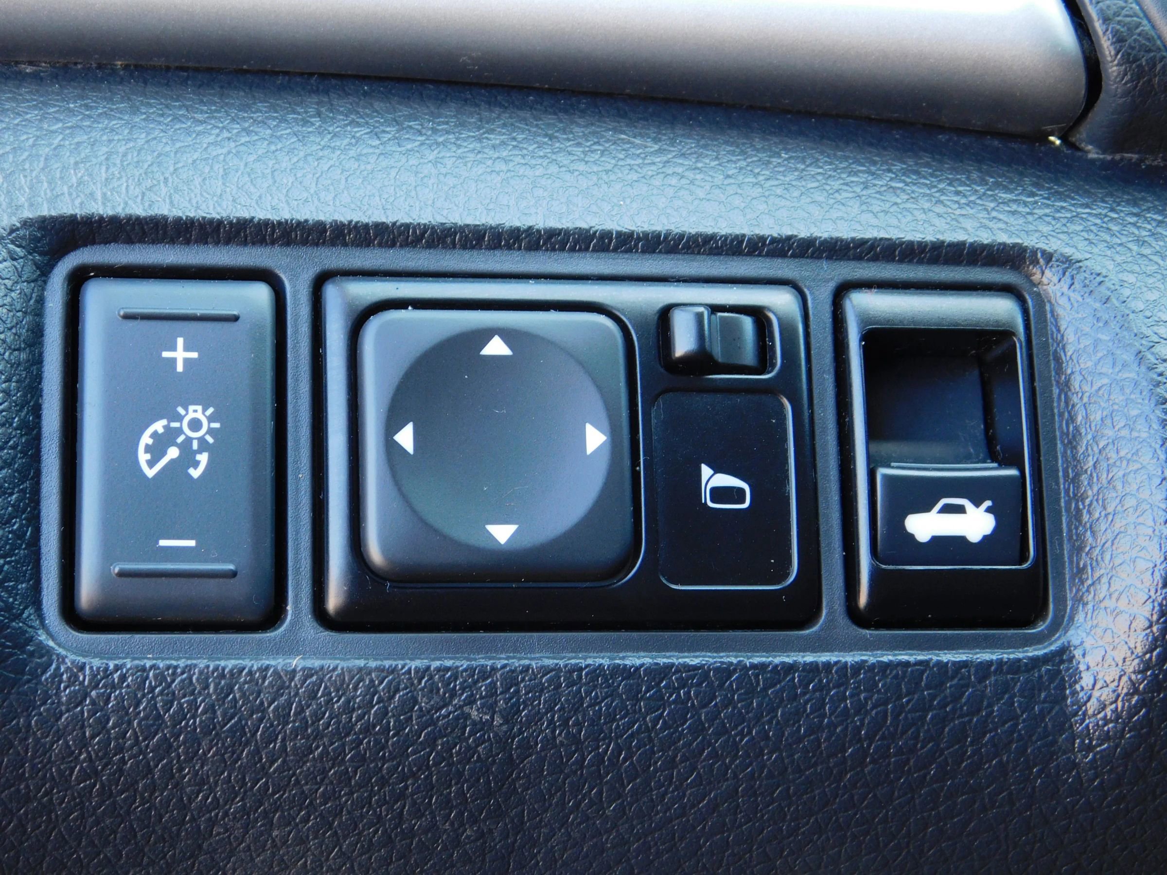 Used 2019 Nissan Sentra SR FWD image 20
