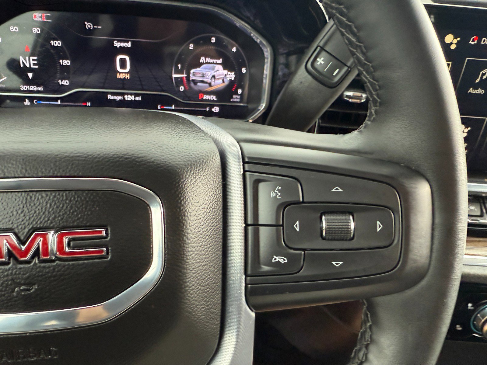 Used 2024 GMC Sierra 1500 Elevation image 26