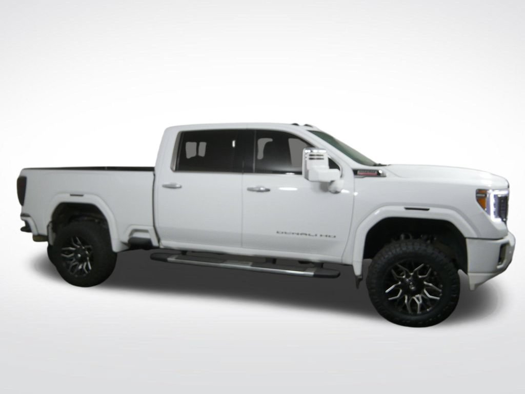 Used 2023 GMC Sierra 3500 Denali w/ Technology Package AWD/4WD image 2