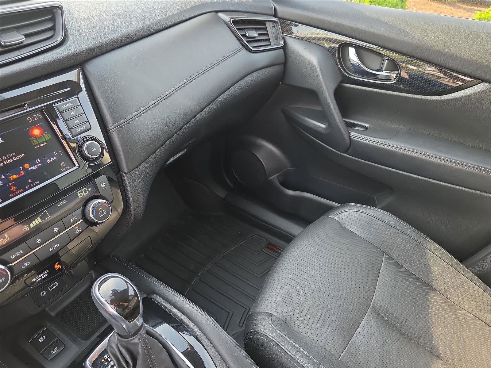 Used 2020 Nissan Rogue SL AWD/4WD image 29