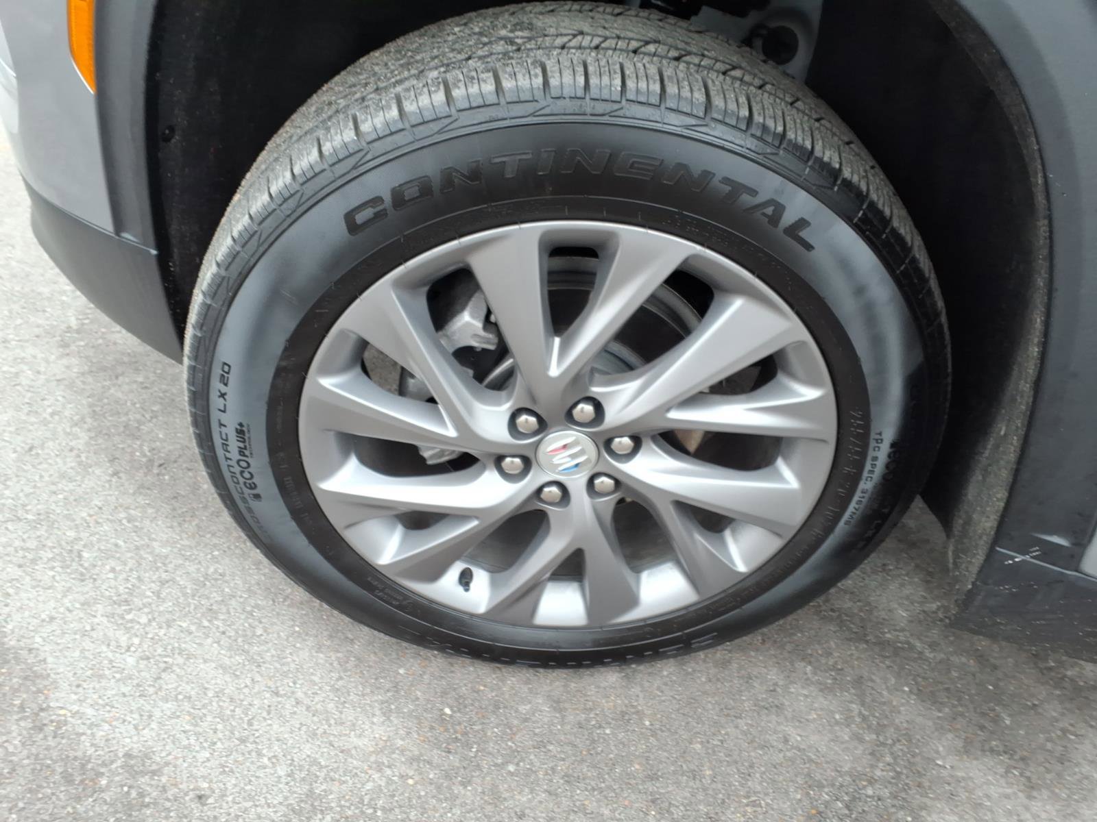 Used 2025 Buick Enclave Preferred image 9