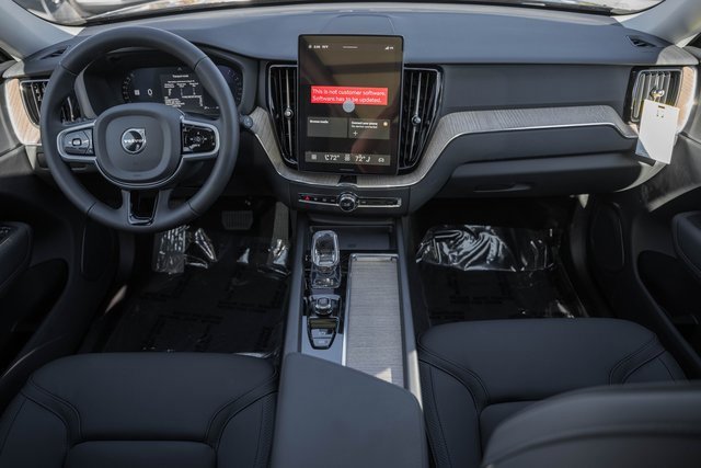 New 2026 Volvo XC60 B5 Plus w/ Protection Package Premier image 19