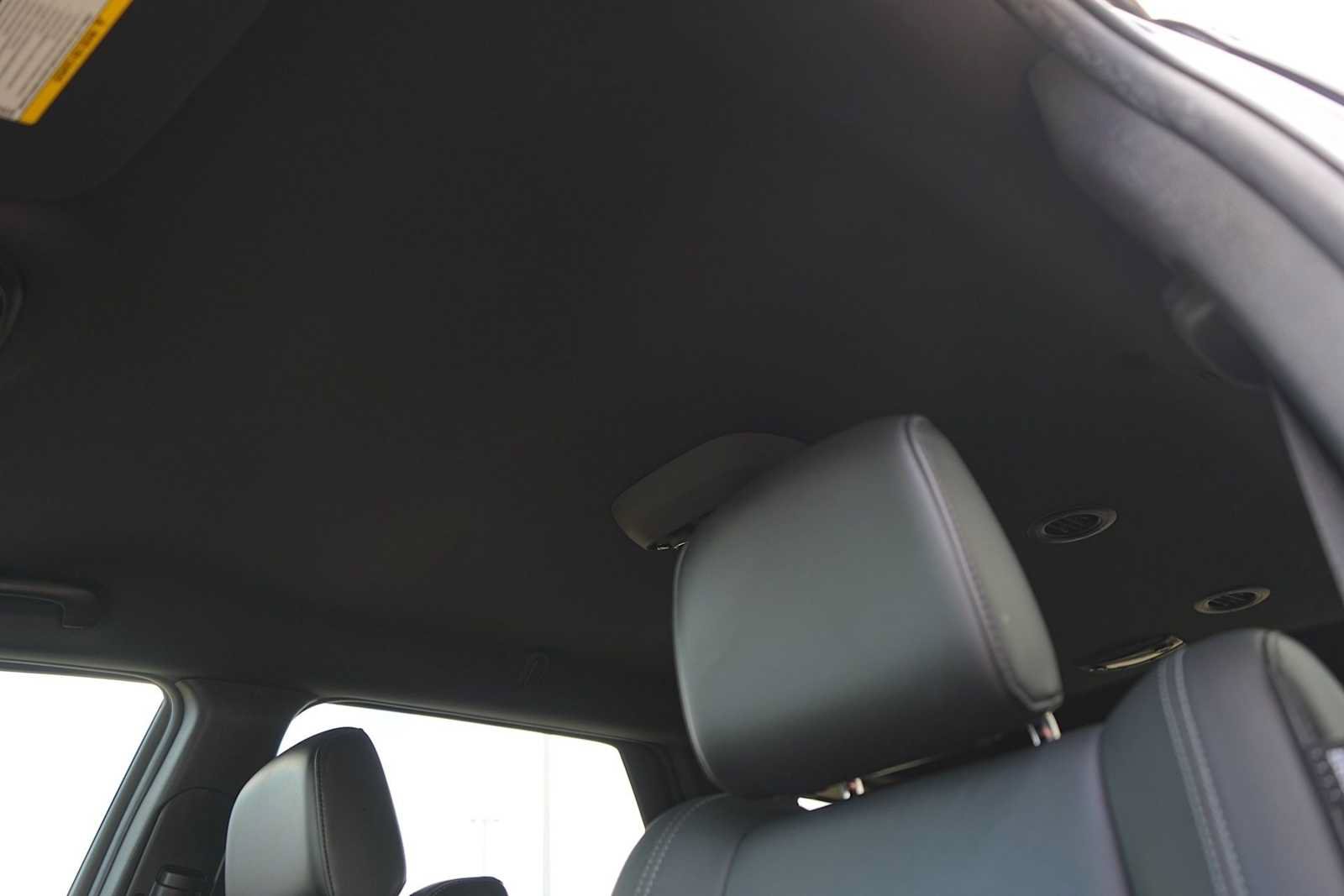 Used 2021 Dodge Durango GT RWD image 25