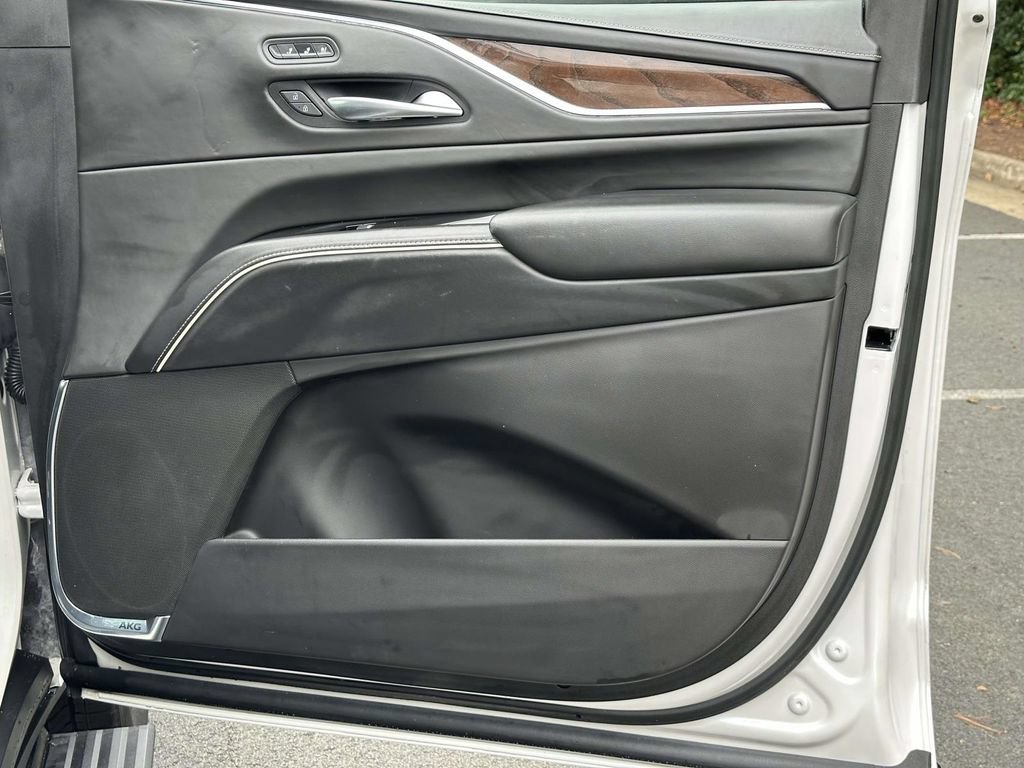 Used 2023 Cadillac Escalade Sport Platinum AWD/4WD image 27