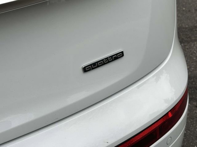 Used 2023 Audi Q5 2.0T Premium w/ Convenience Package image 13