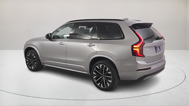 Used 2026 Volvo XC90 B6 Ultra w/ Protection Package AWD/4WD image 6