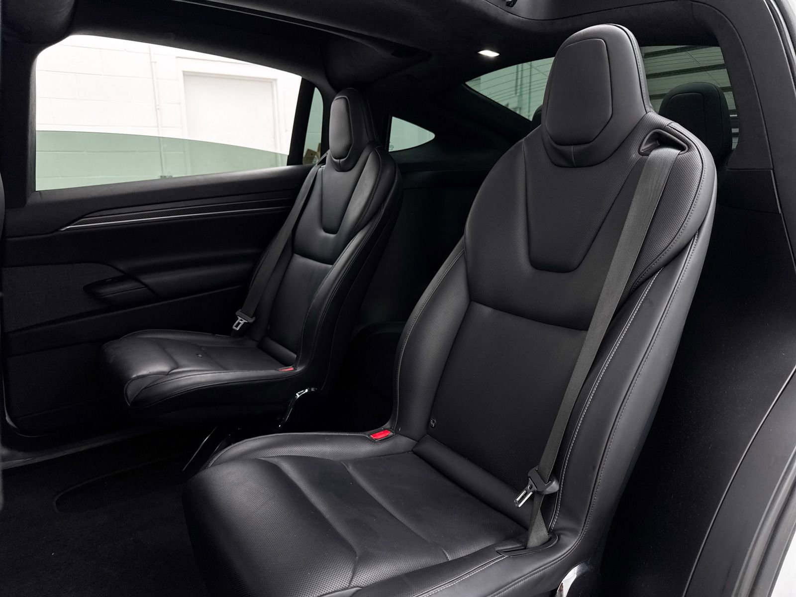 Used 2022 Tesla Model X Plaid image 31