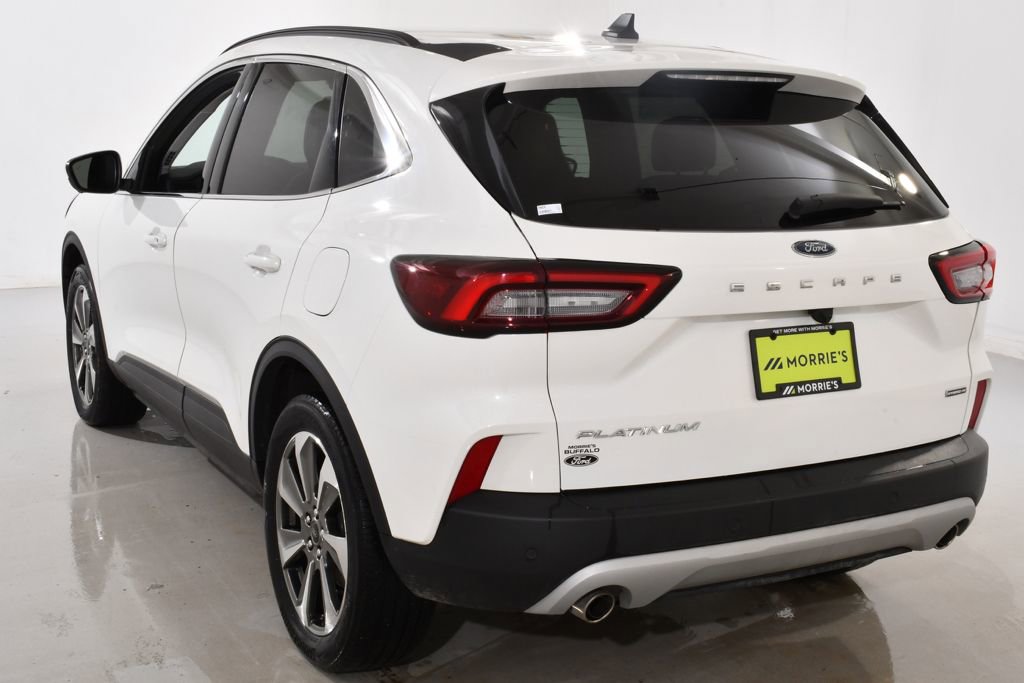 Used 2023 Ford Escape Platinum image 14