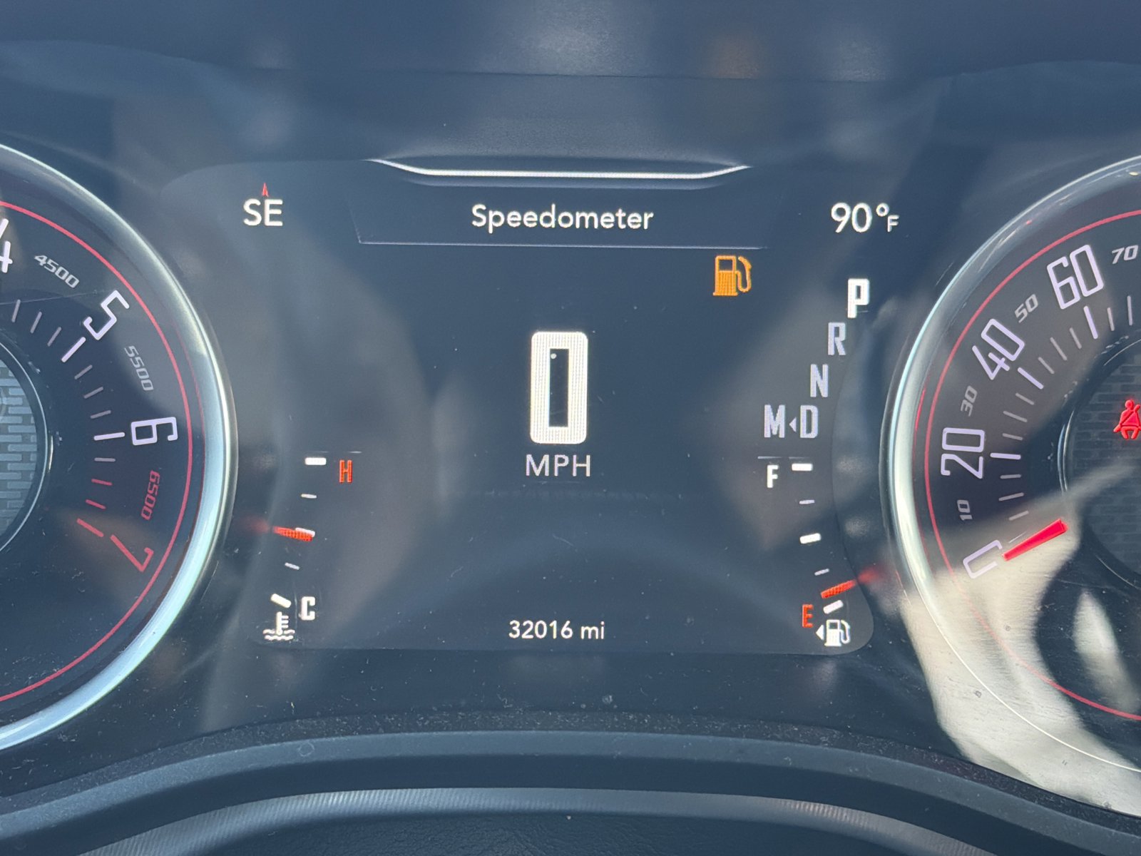 Used 2019 Dodge Challenger SXT image 15