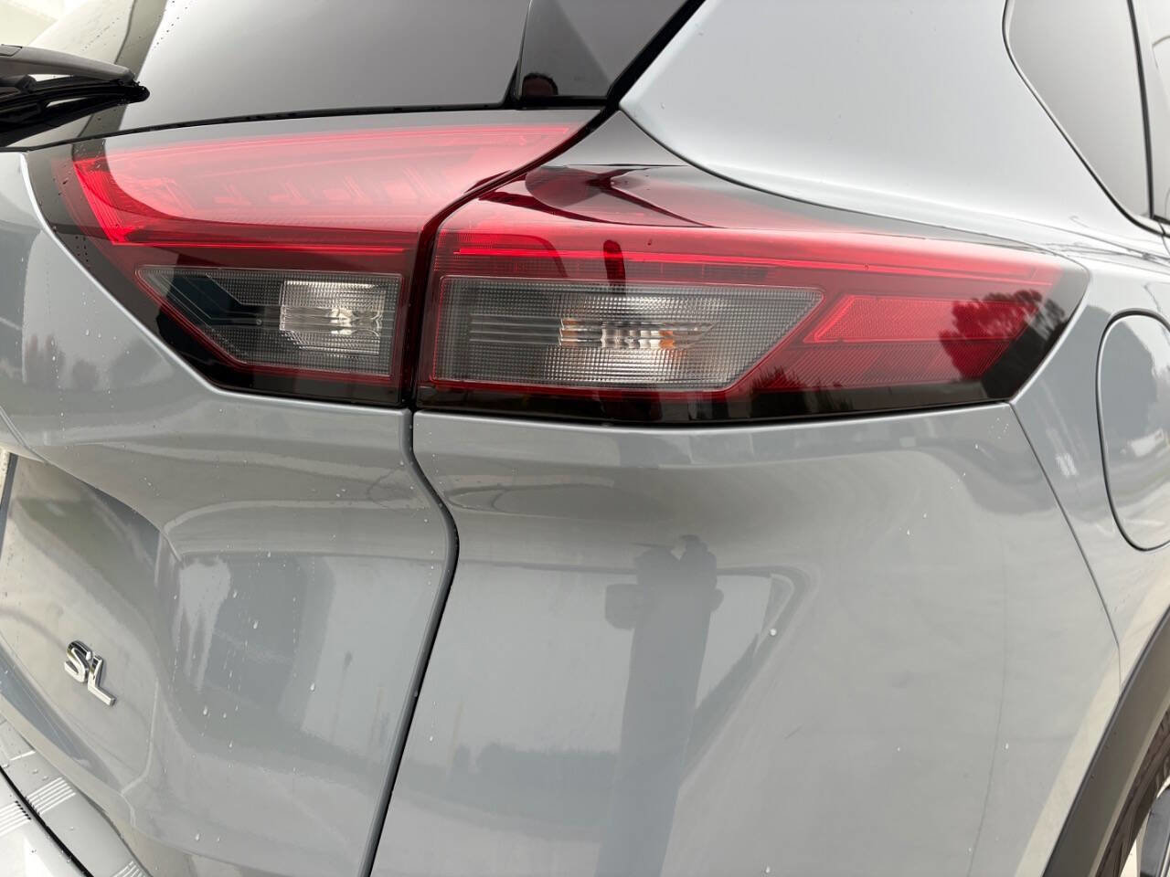 Used 2023 Nissan Rogue SL w/ SL Premium Package image 11