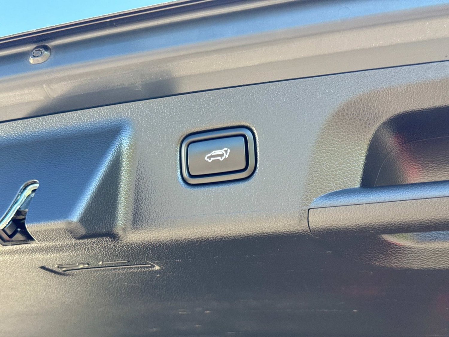 Used 2024 Hyundai Palisade SEL FWD image 17