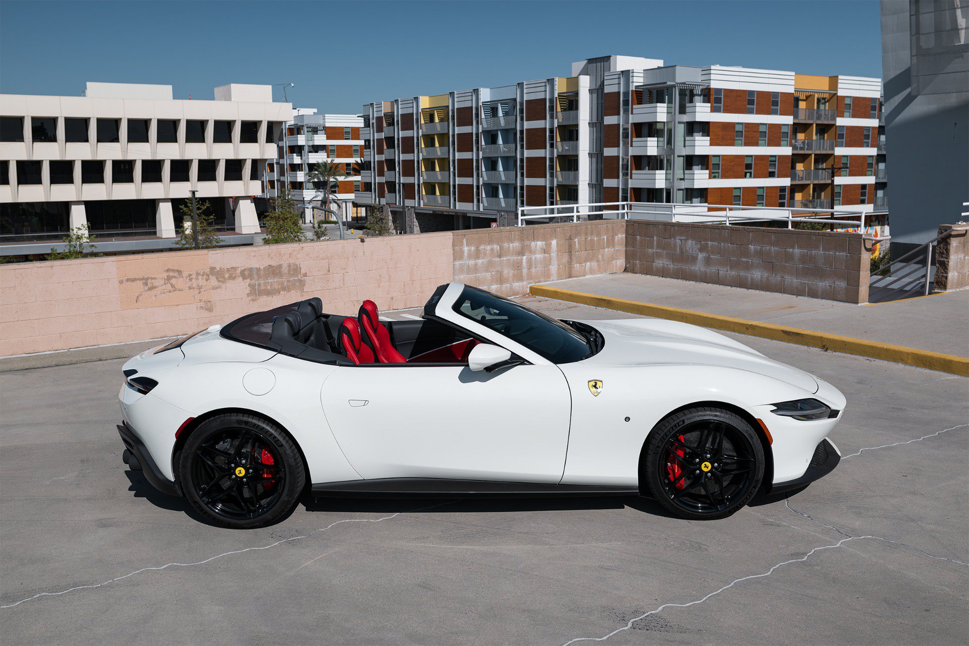 Used 2025 Ferrari Roma Spider RWD image 11