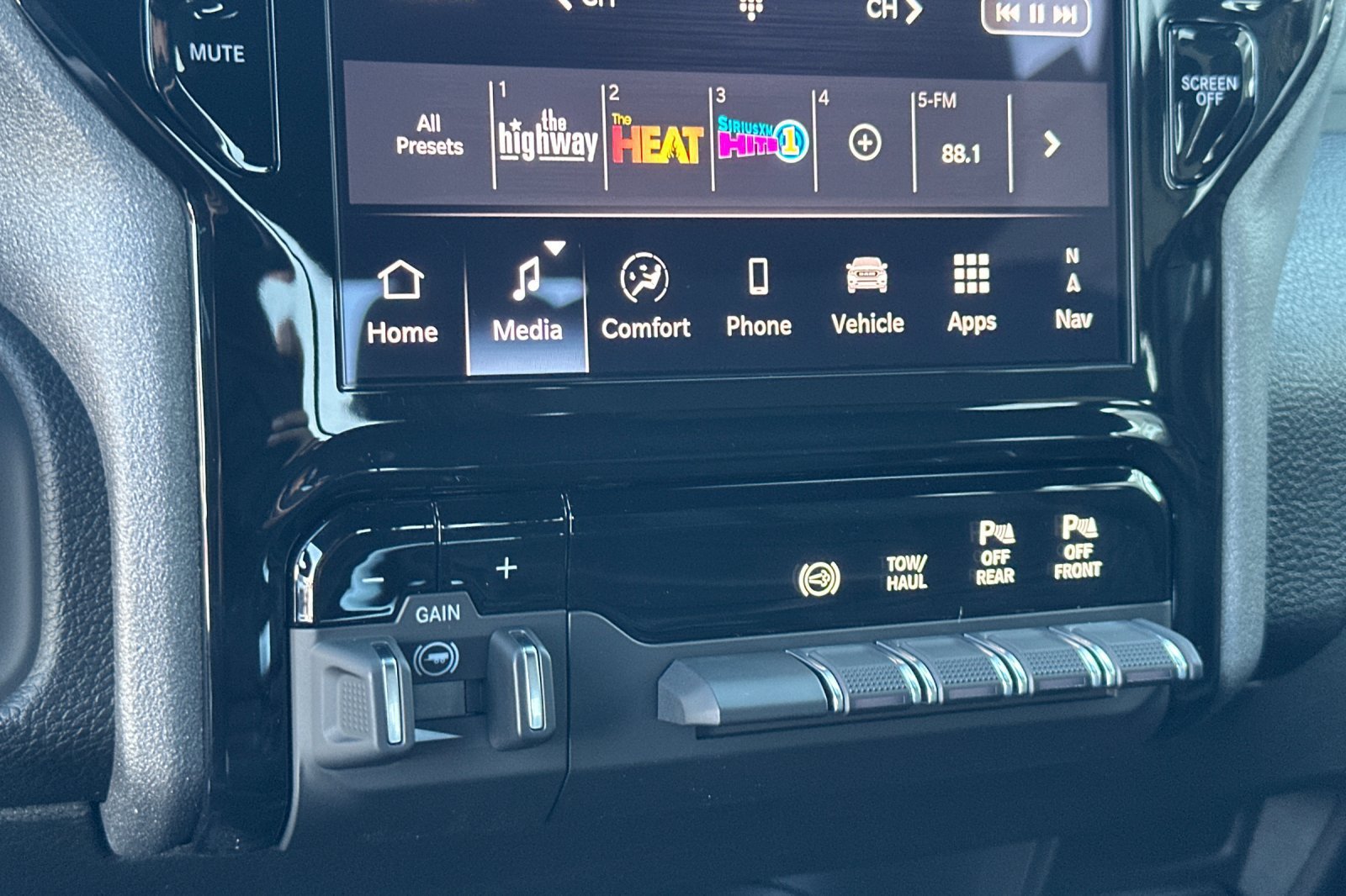 New 2027 RAM 2500 Tradesman AWD/4WD image 19